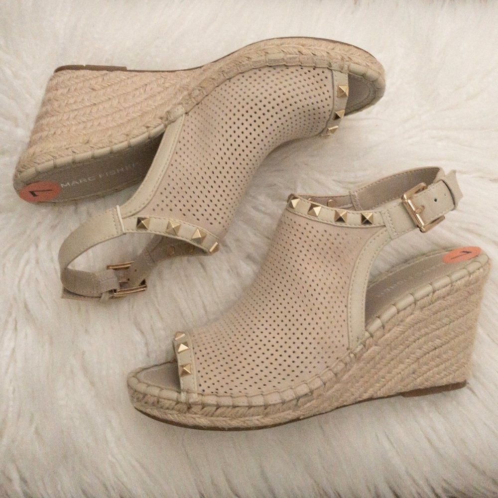 NWOT MARC FISHER ESPADRILLE SANDALS